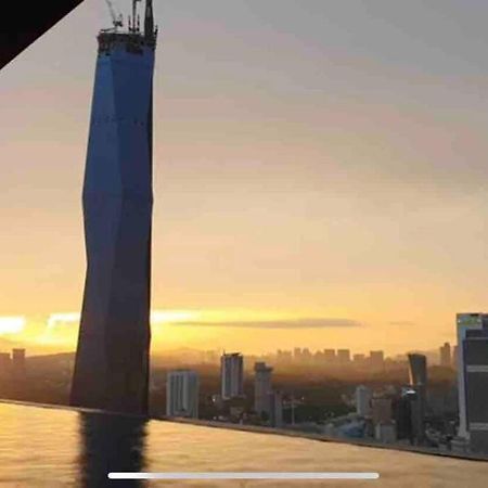 Appartamento Infinity Pool/ Lucentia Bbcc, Near Lalaport, Pnb118, Klcc Kuala Lumpur Esterno foto
