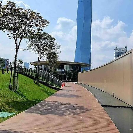 Appartamento Infinity Pool/ Lucentia Bbcc, Near Lalaport, Pnb118, Klcc Kuala Lumpur Esterno foto