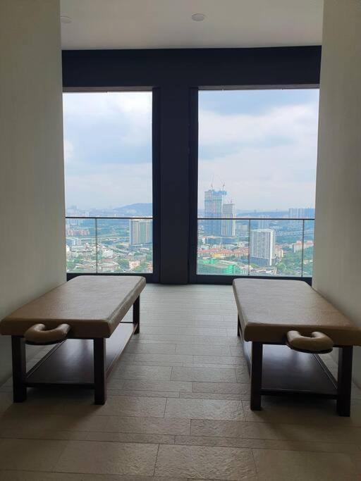 Appartamento Infinity Pool/ Lucentia Bbcc, Near Lalaport, Pnb118, Klcc Kuala Lumpur Esterno foto
