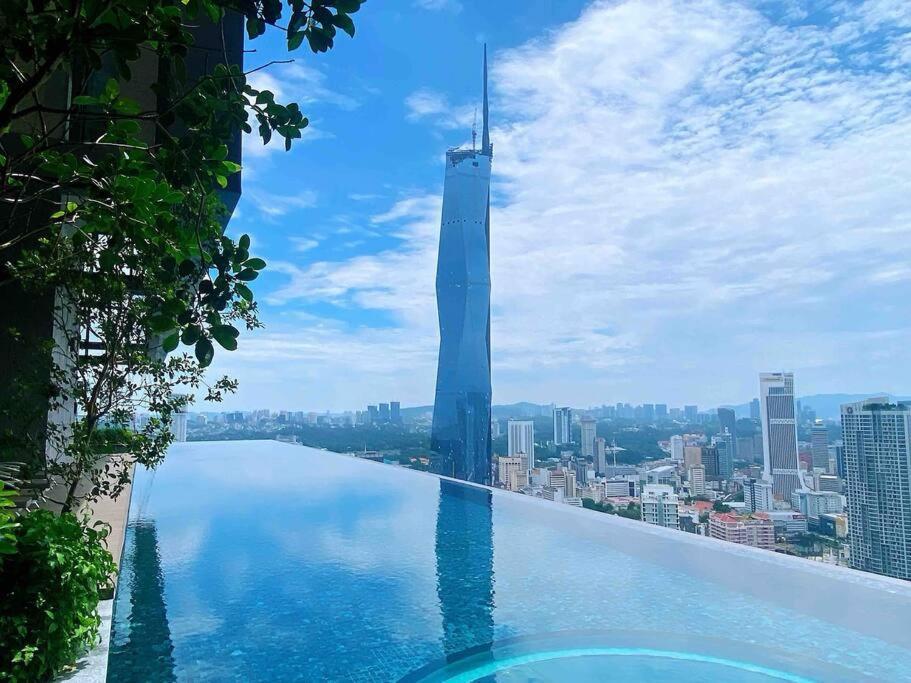 Appartamento Infinity Pool/ Lucentia Bbcc, Near Lalaport, Pnb118, Klcc Kuala Lumpur Esterno foto