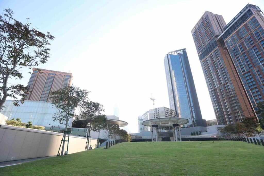 Appartamento Infinity Pool/ Lucentia Bbcc, Near Lalaport, Pnb118, Klcc Kuala Lumpur Esterno foto